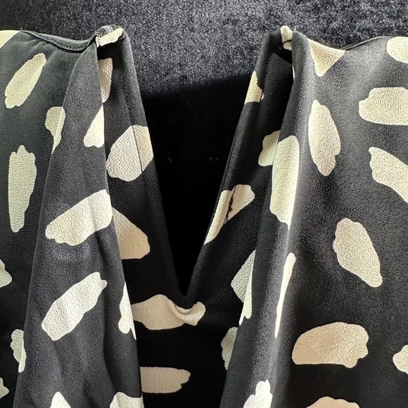 The Impeccable Pig Romper Womens Size Large Strapless Black Cream - Picture 11 of 14